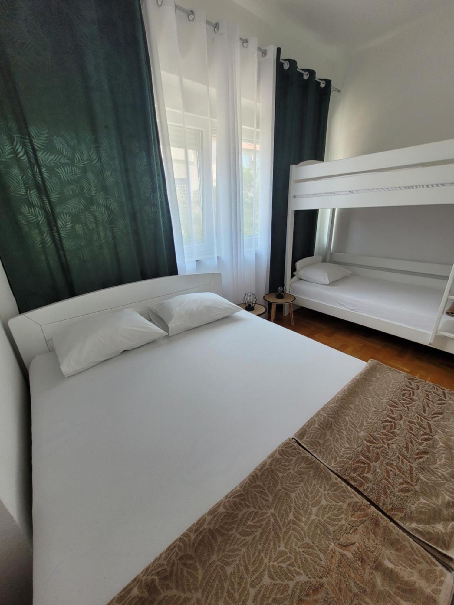 Apartman Natasa 트레빈예 외부 사진